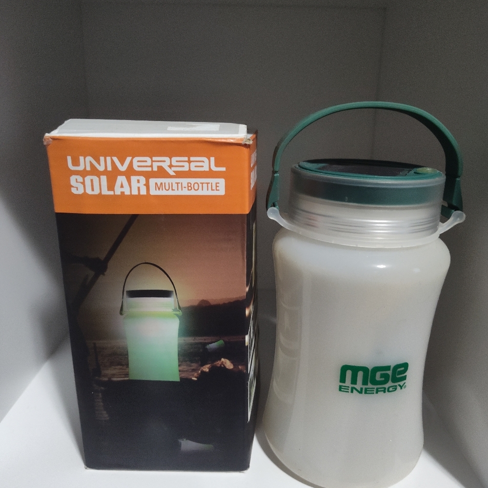 Universal solar multi bottle